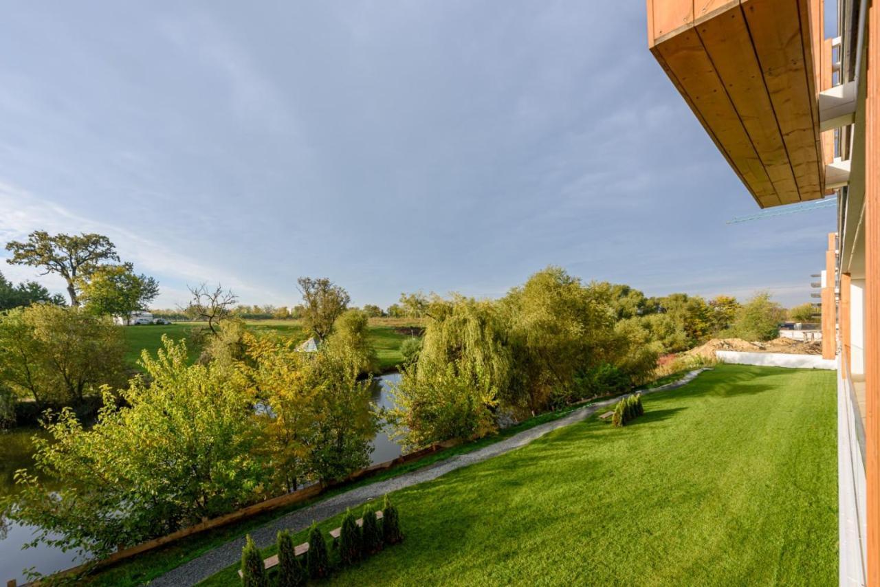 Il Lago - Azur - Cozy Luxurious Smart Home By The Lake Voluntari Zewnętrze zdjęcie