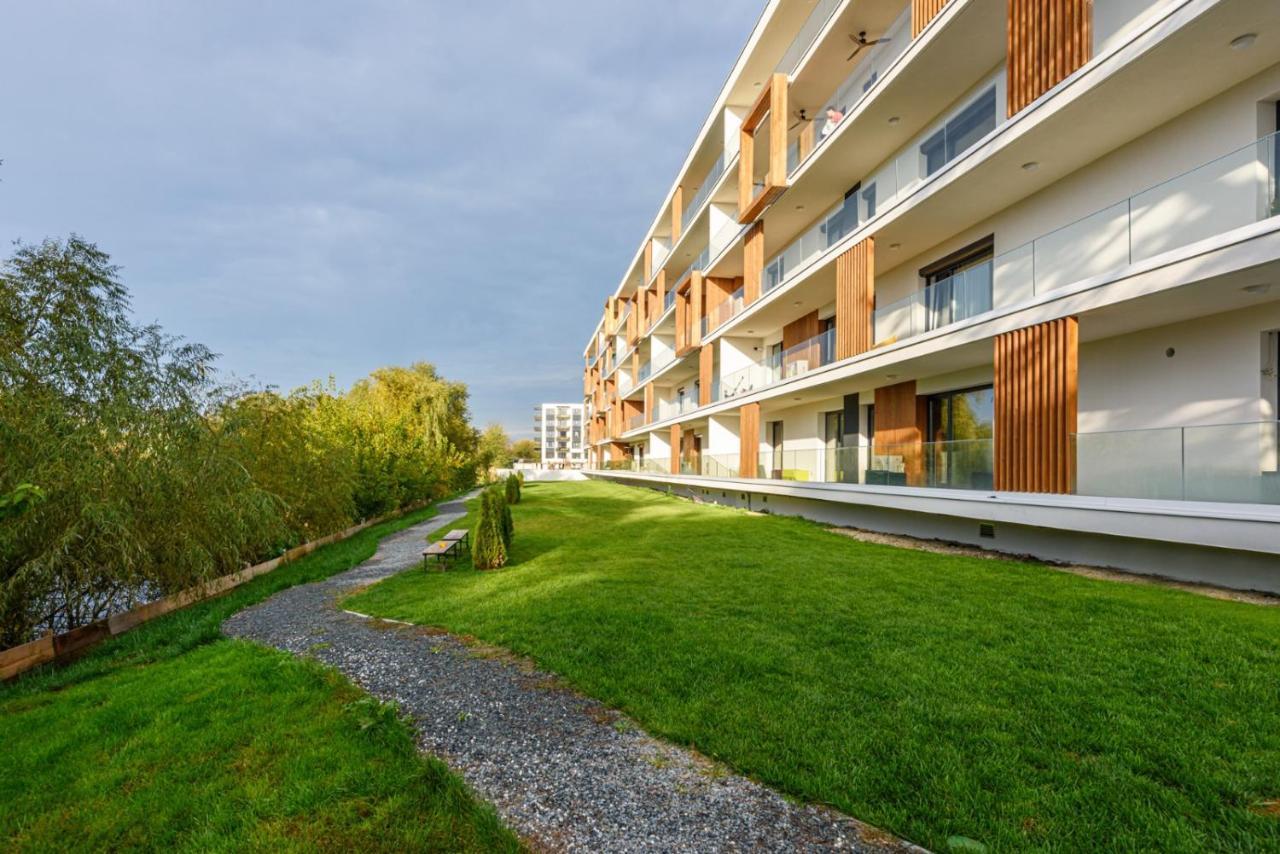 Il Lago - Azur - Cozy Luxurious Smart Home By The Lake Voluntari Zewnętrze zdjęcie